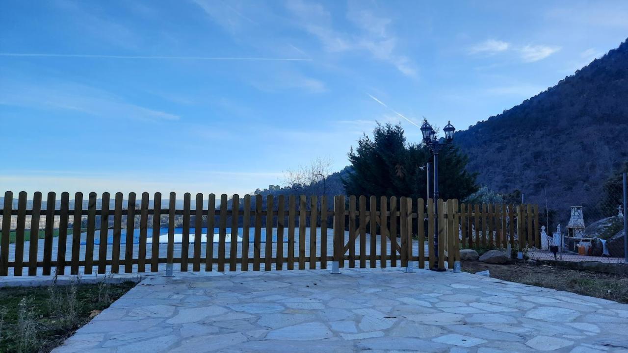 Chalet Con Piscina Y Bbq Para 10 Personas San Martín de Valdeiglesias エクステリア 写真