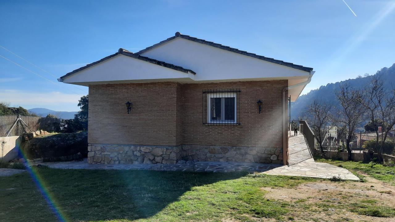 Chalet Con Piscina Y Bbq Para 10 Personas San Martín de Valdeiglesias エクステリア 写真